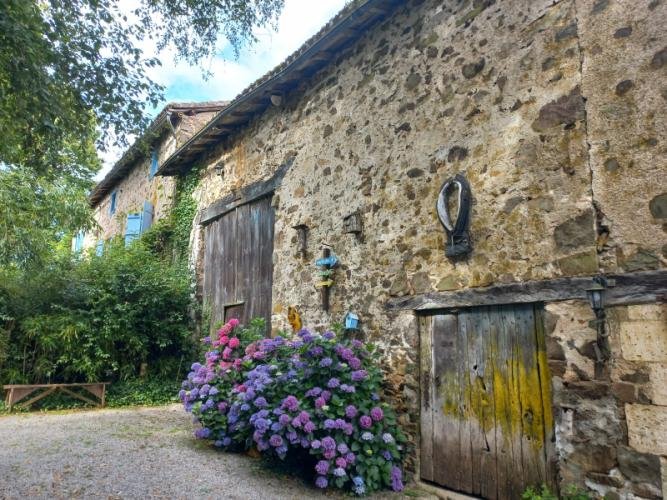 Le Petit Mas d'ile - camping & gîtes