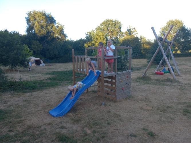 Le Petit Mas d'ile - camping & gîtes